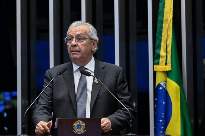 12b3d40e-9e2c-4cb0-85f2-3074e8fc7845