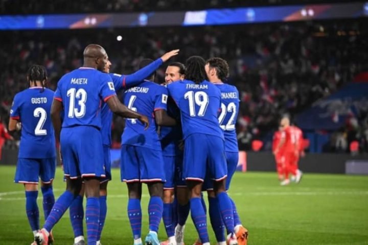 1_franca_comemorando_um_dos_gols_1024x682-35806688