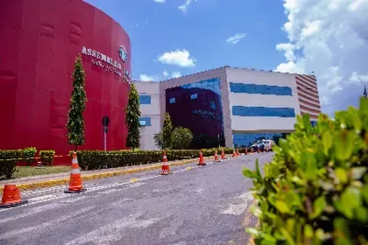 57c4098d38adc9742e2d6b9deabb9c0e691b56888efba