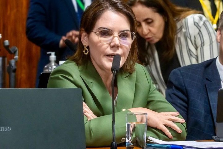 7b6d972dbcb6ca0931c9048767bc5925