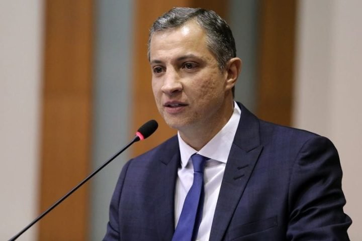 Faissal-Calil-afirma-que-familia-Bolsonaro-e-alvo-de-perseguicao